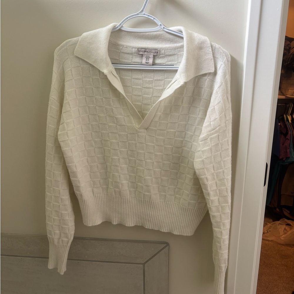 Sincerely Jules Cream V-Neck Sweater